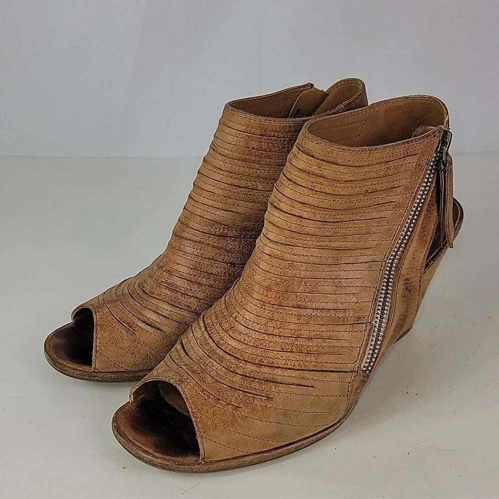 Paul Green Cayanne‎ Peep Toe Sandal (Women)